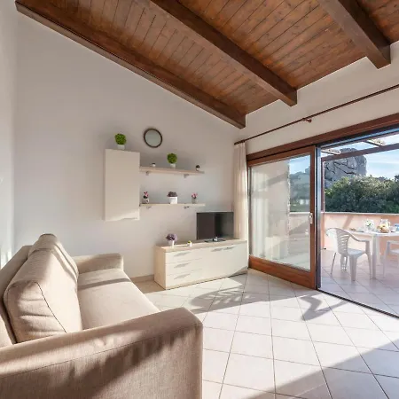 Apartment Locazione Turistica Paradise-24 Li Valcaggi